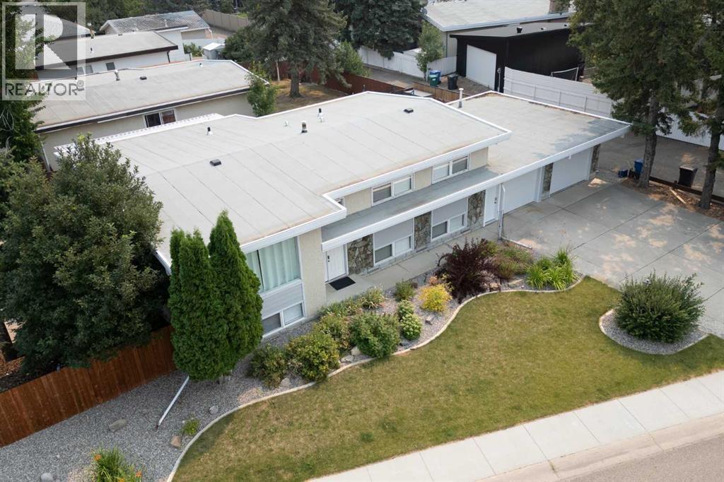 1019 Glacier Drive S - Image 32