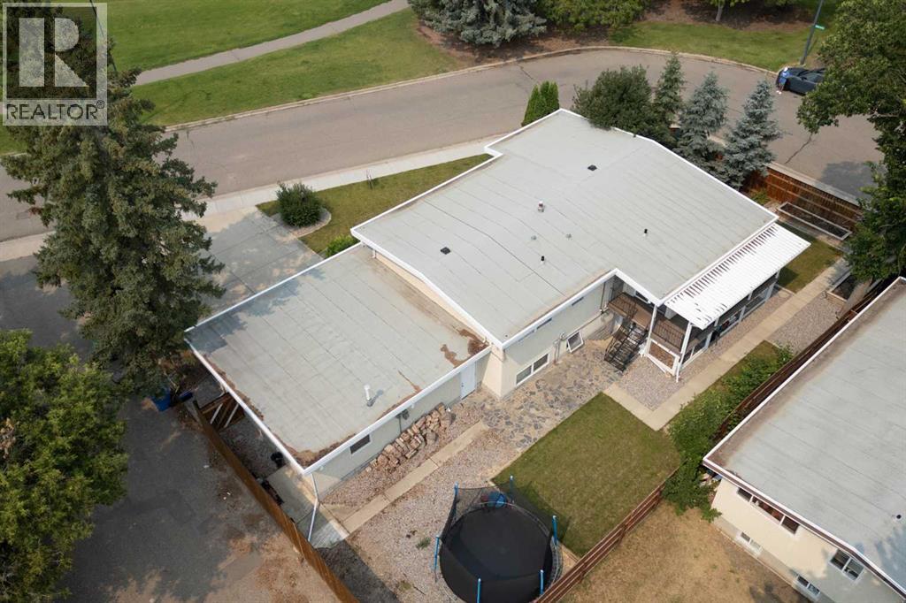 1019 Glacier Drive S - Image 34