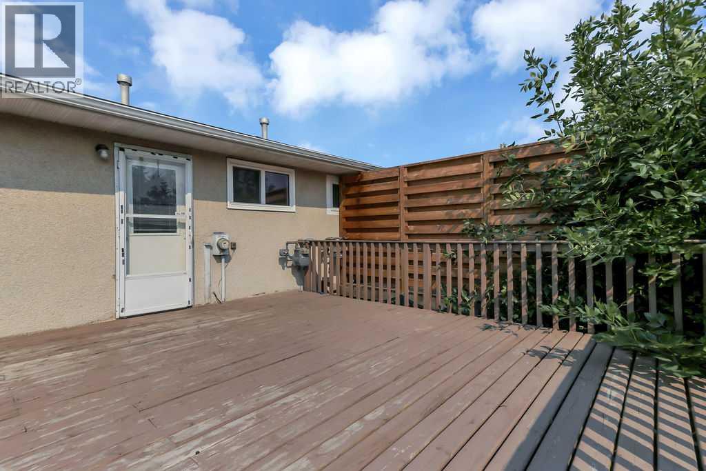 Listing photo – 8 Whiteside Crescent, Red Deer