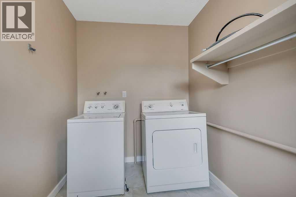 Listing photo – 8 Whiteside Crescent, Red Deer
