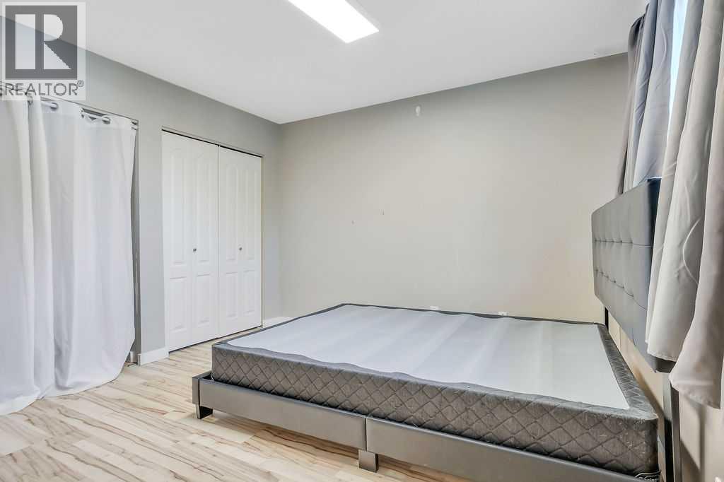 Listing photo – 8 Whiteside Crescent, Red Deer