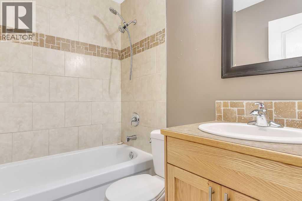 Listing photo – 8 Whiteside Crescent, Red Deer