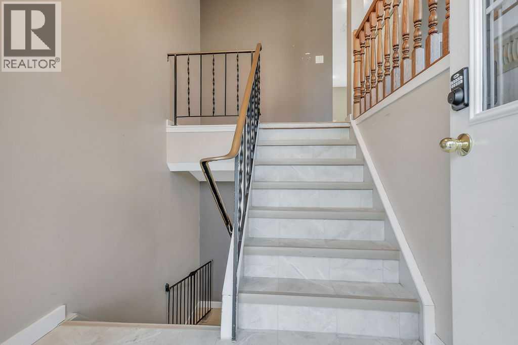 Listing photo – 8 Whiteside Crescent, Red Deer