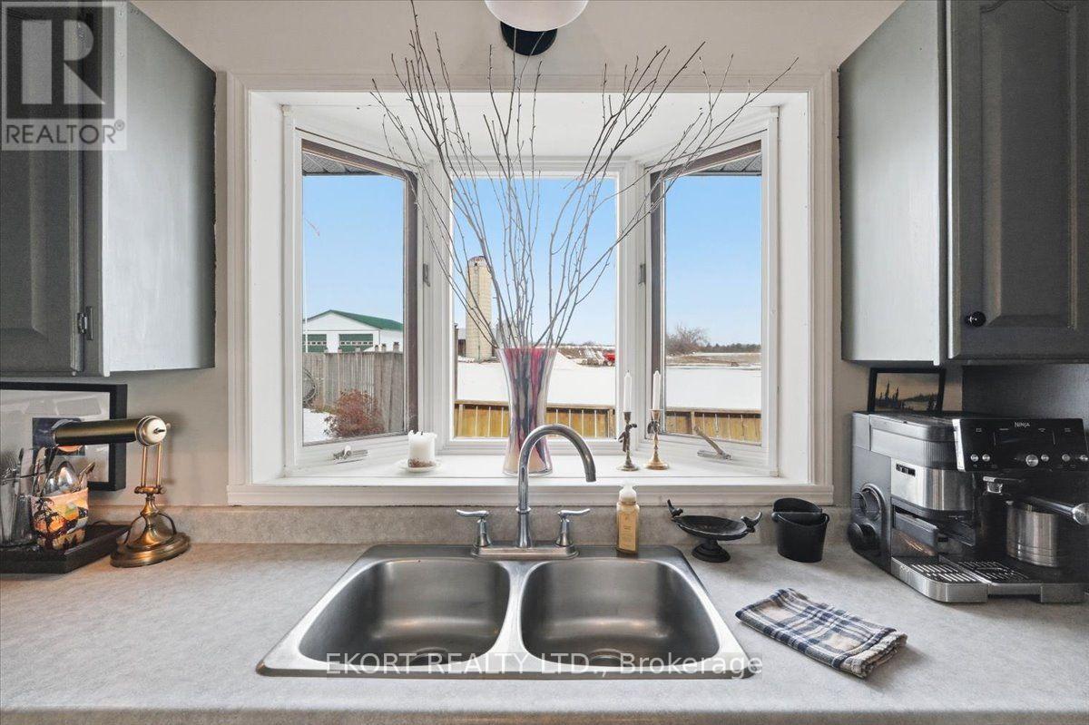 428 HUNT ROAD - 15