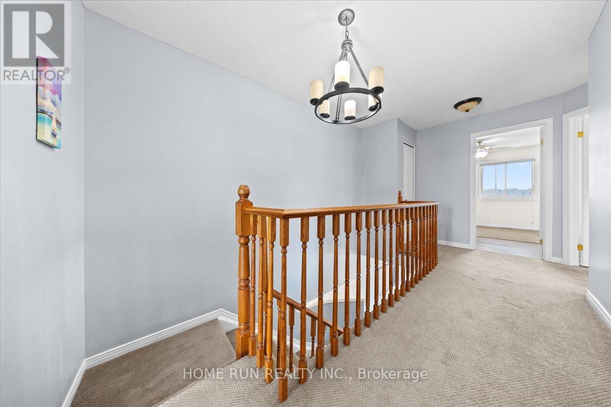 3 Bed, 3 Bath House for Sale in Ottawa – 113 GRAY CRESCENT, Ottawa – MLS# X13729740 - Image 18