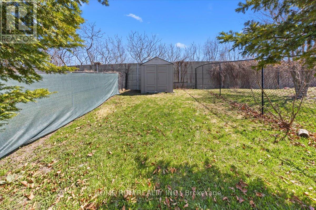 3 Bed, 3 Bath House for Sale in Ottawa – 113 GRAY CRESCENT, Ottawa – MLS# X13729740 - Image 35