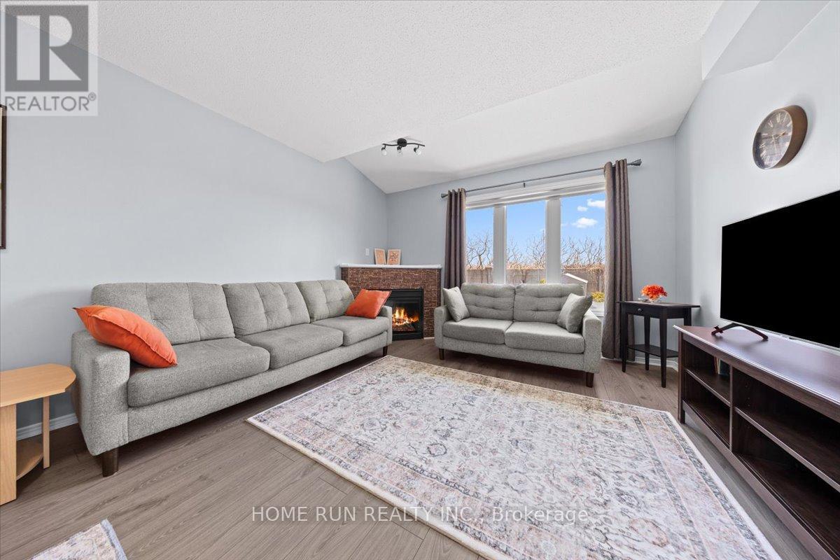 3 Bed, 3 Bath House for Sale in Ottawa – 113 GRAY CRESCENT, Ottawa – MLS# X13729740 - Image 8