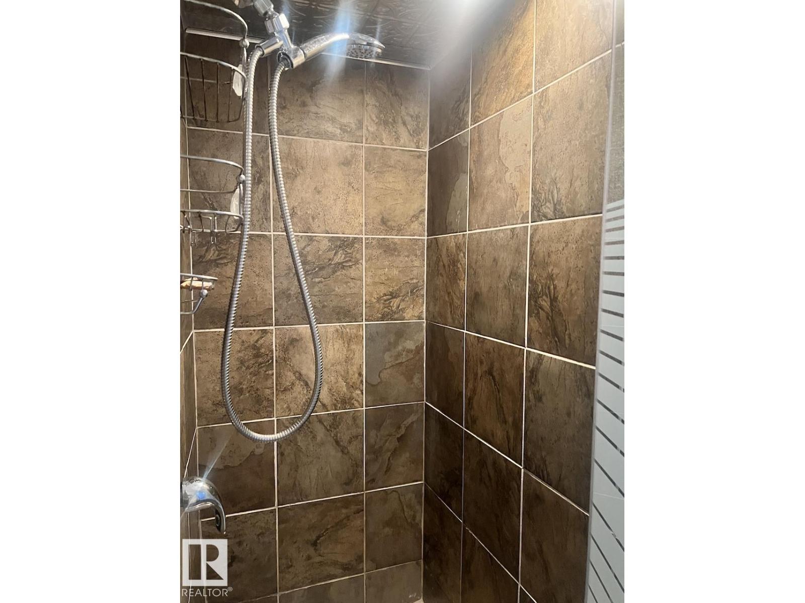 15003 81 ST NW - Image 11