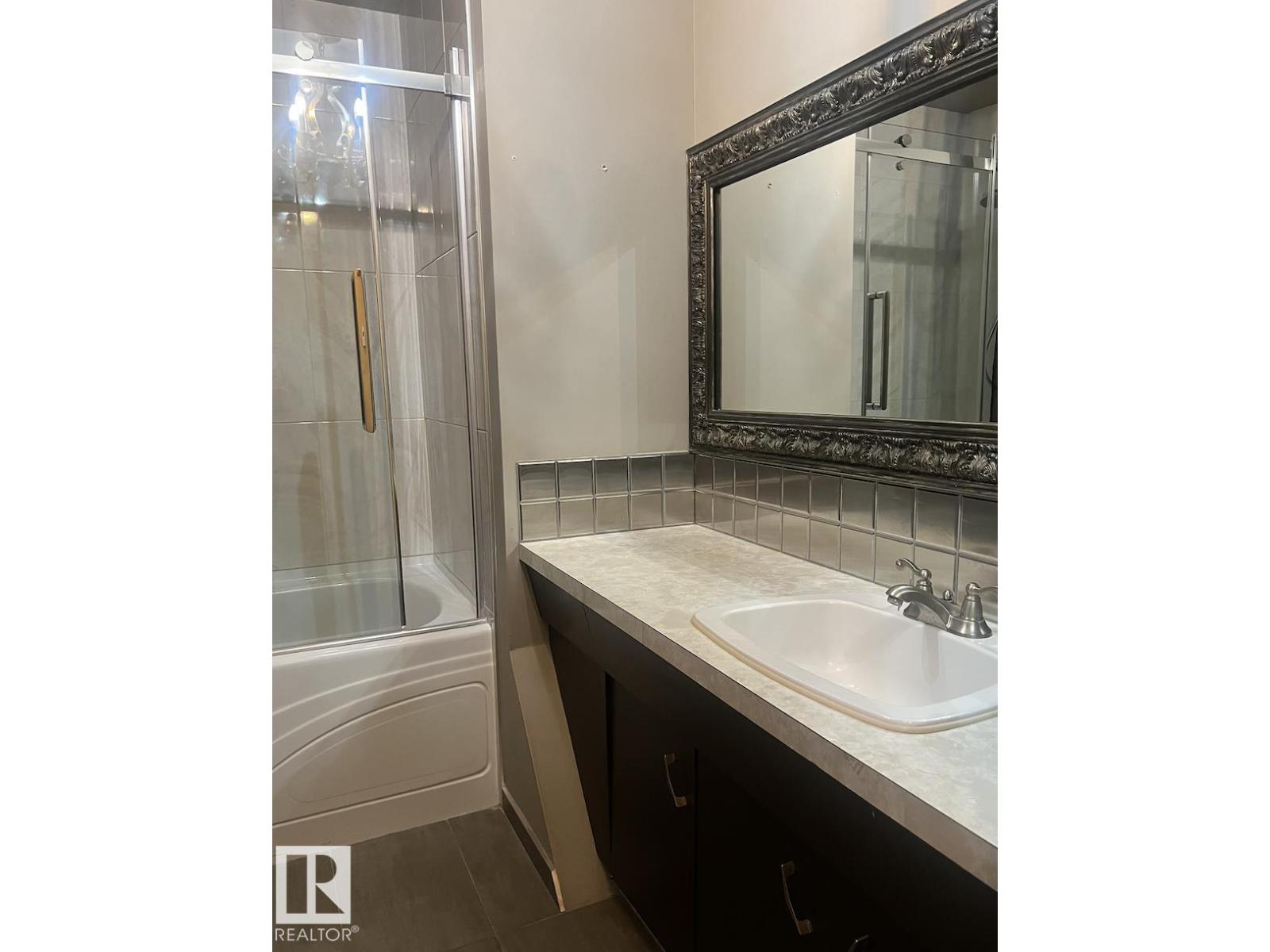 15003 81 ST NW - 9