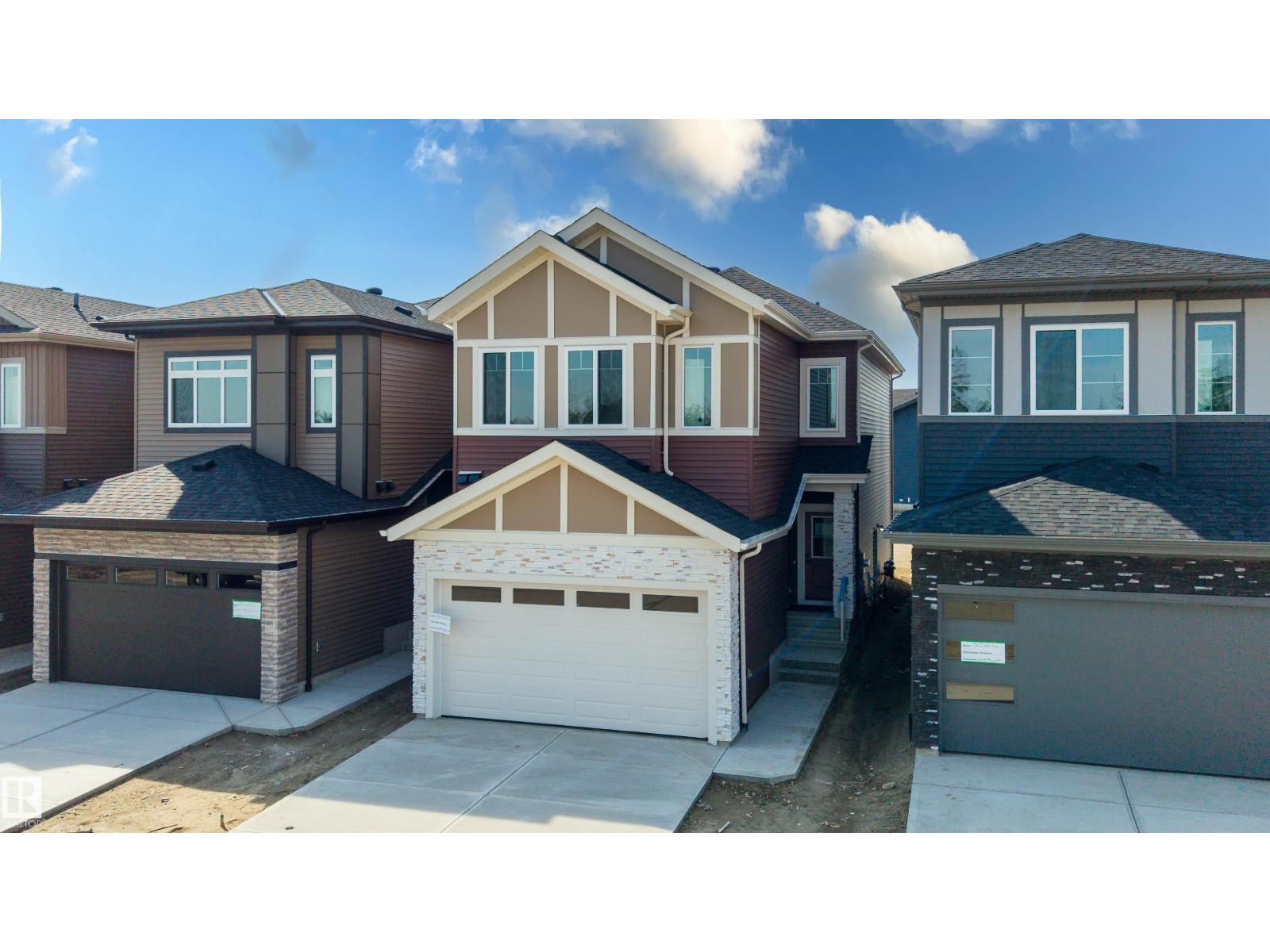 731 158 AV NE - 1