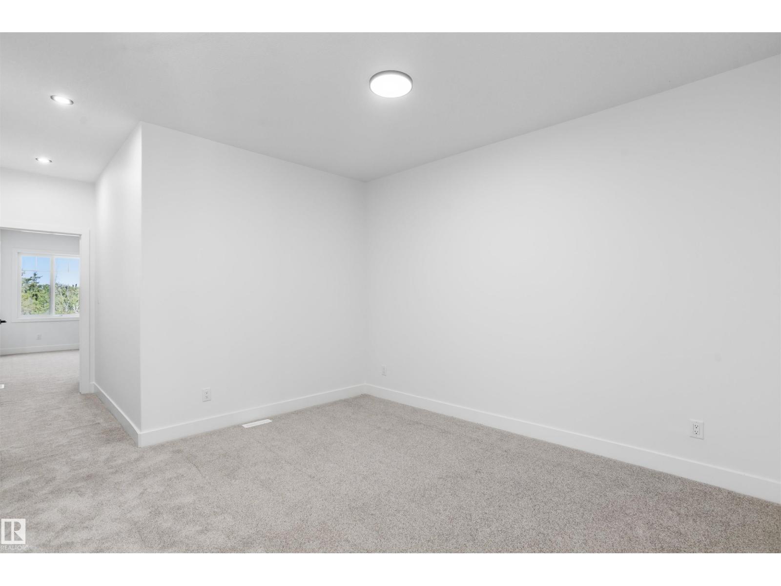 731 158 AV NE - 27