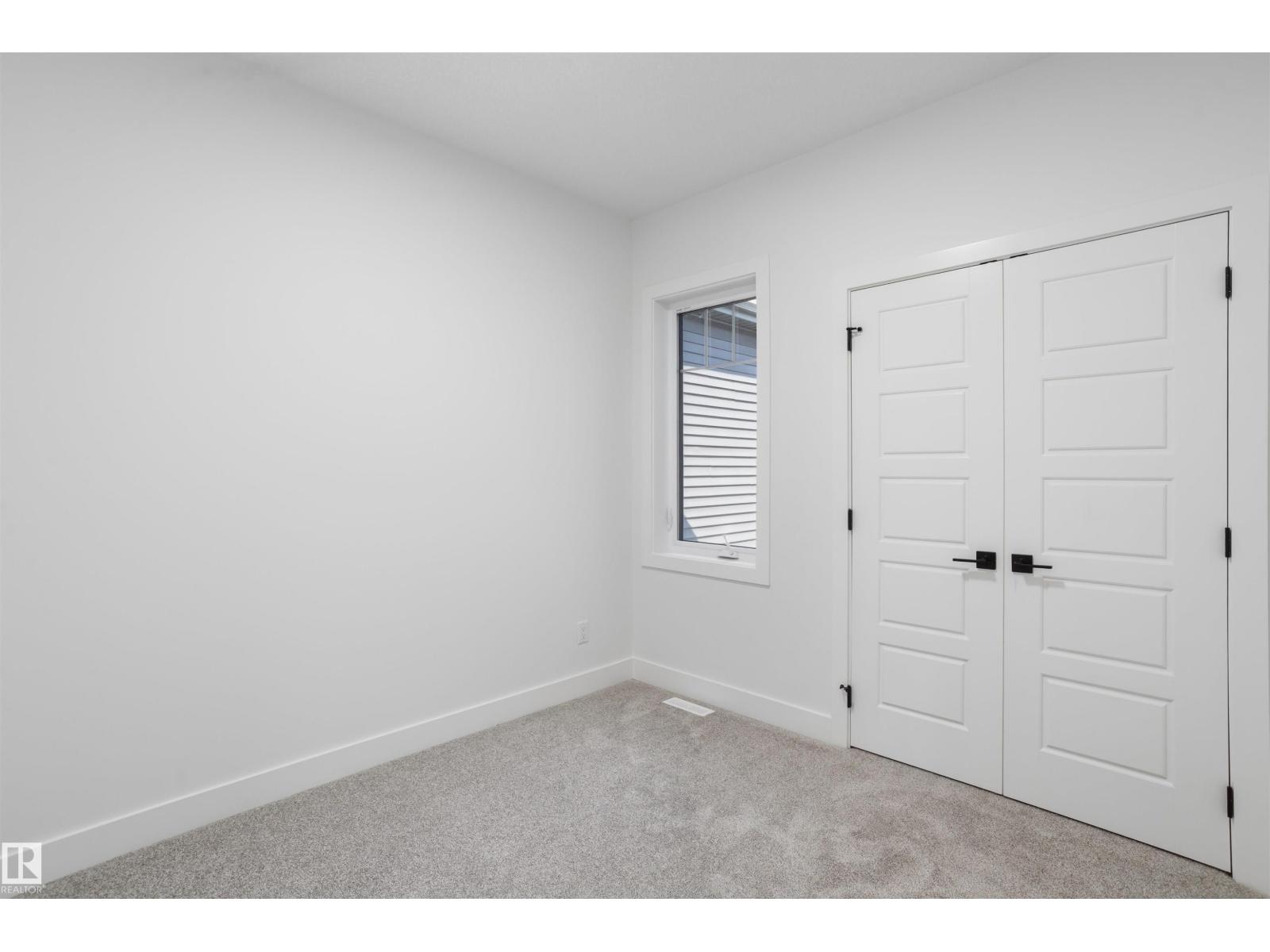 731 158 AV NE - 30