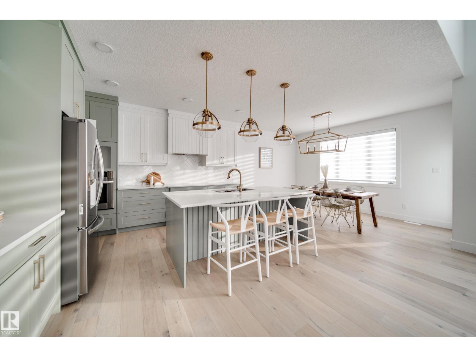 17 Arthur WY - 11