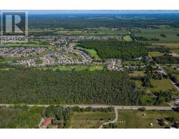 5844 Aurora Road, Whitchurch Stouffville, ON L4A3K3 Photo 6