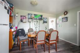 Living room - 203 Wallasey Street, Winnipeg, MB R3J3C2 Photo 11