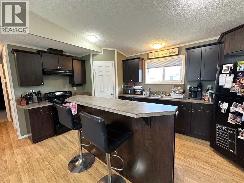 5243 47 Street - 5