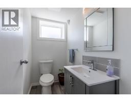204004 Twp Rd 6-4, Raymond, AB T0K2S0 Photo 16