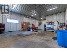 204004 Twp Rd 6-4, Raymond, AB T0K2S0 Photo 28