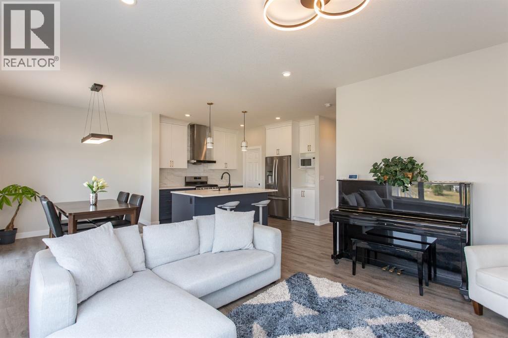 Listing photo – 18 Thorne Place, Red Deer
