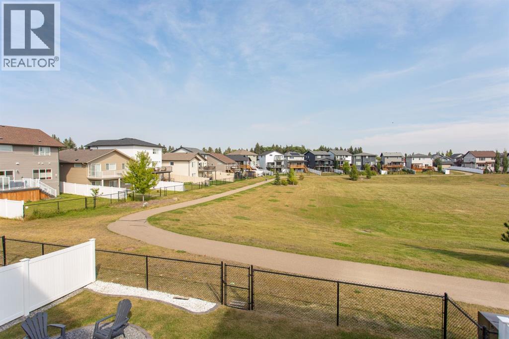 Listing photo – 18 Thorne Place, Red Deer