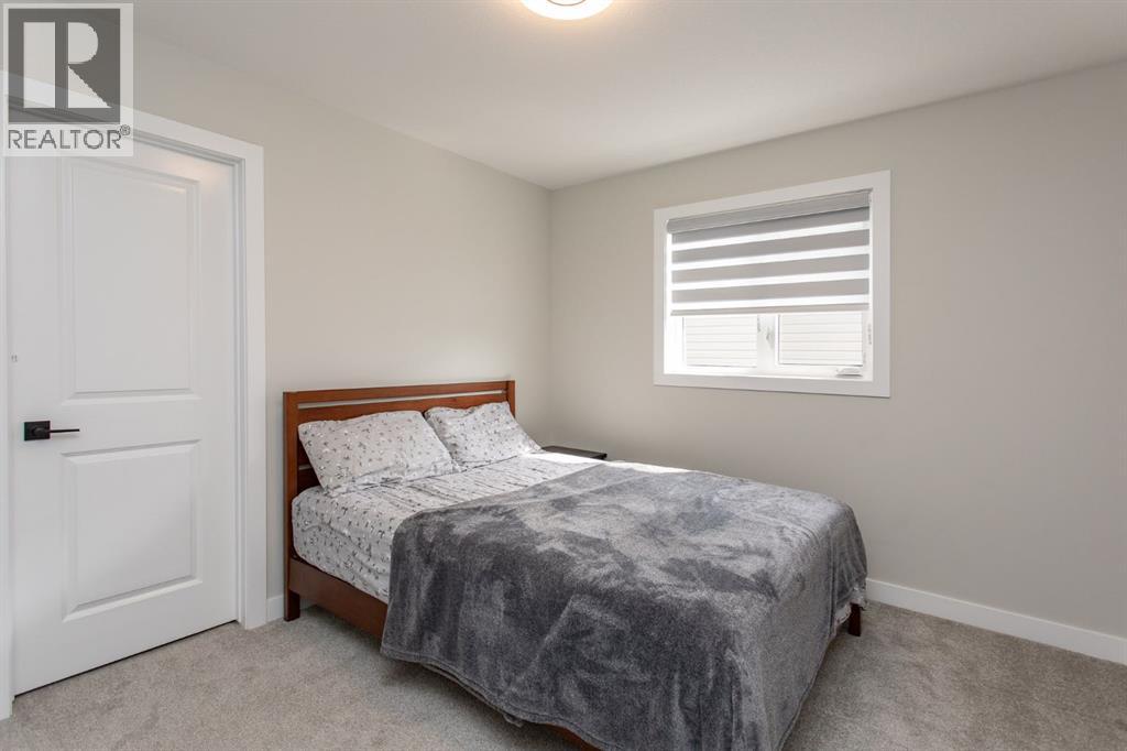 Listing photo – 18 Thorne Place, Red Deer