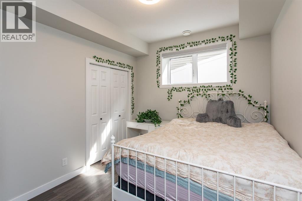 Listing photo – 18 Thorne Place, Red Deer