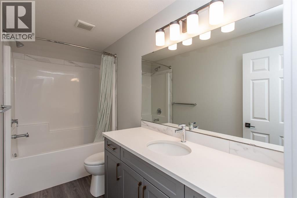 Listing photo – 18 Thorne Place, Red Deer