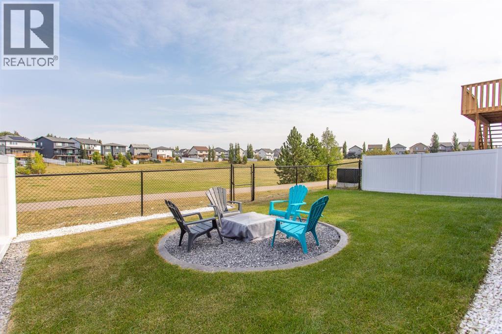 Listing photo – 18 Thorne Place, Red Deer