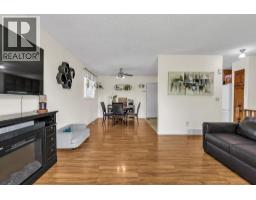 Family room - 502 Maplewood Drive, Diamond Valley, AB T0L0H0 Photo 8
