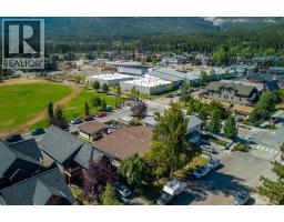 631 & 633 7th Street, Canmore, AB T1W2C2 Photo 6