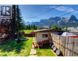 631 & 633 7th Street, Canmore, AB T1W2C2 Photo 19