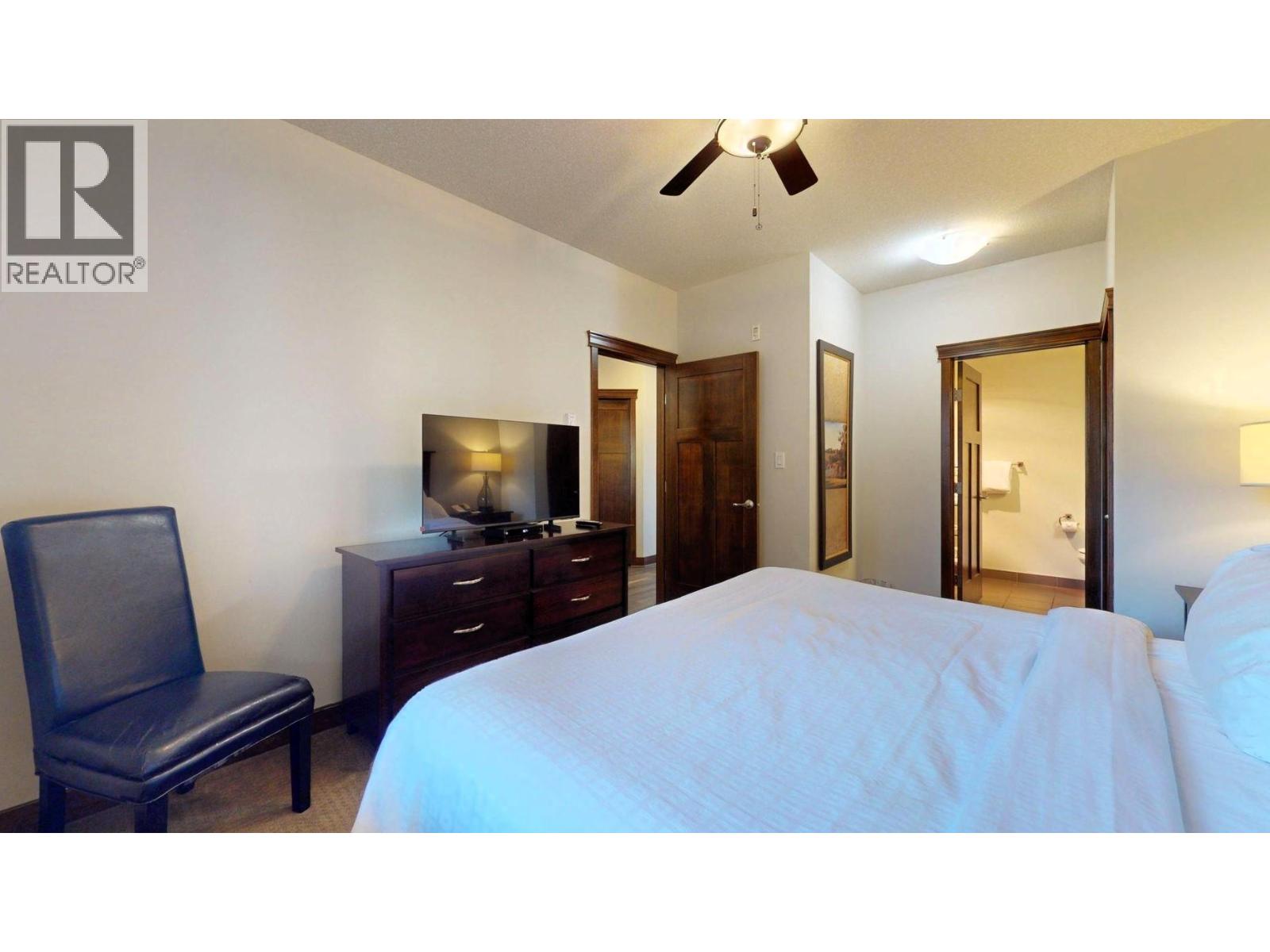 #713 E 700 BIGHORN Boulevard - Image 26