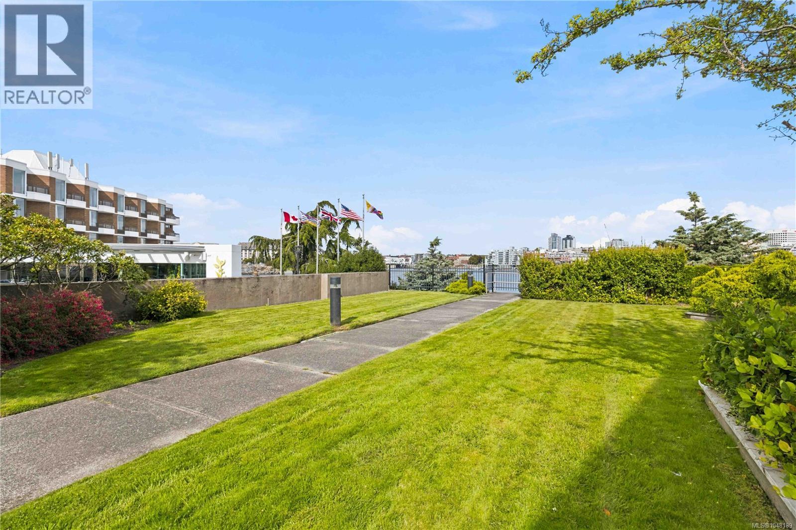 #107 225 Belleville St - 21