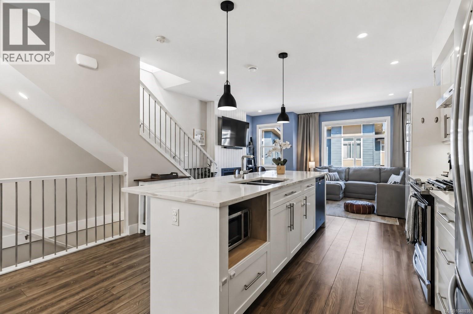 615 Selwyn Close - 13