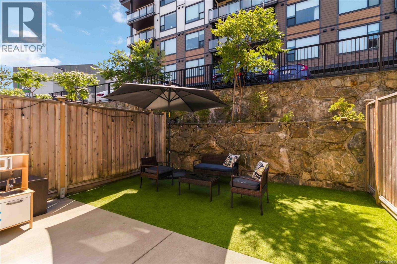615 Selwyn Close - 19