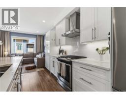 615 Selwyn Close, Langford, BC V9B0Z2 Photo 12