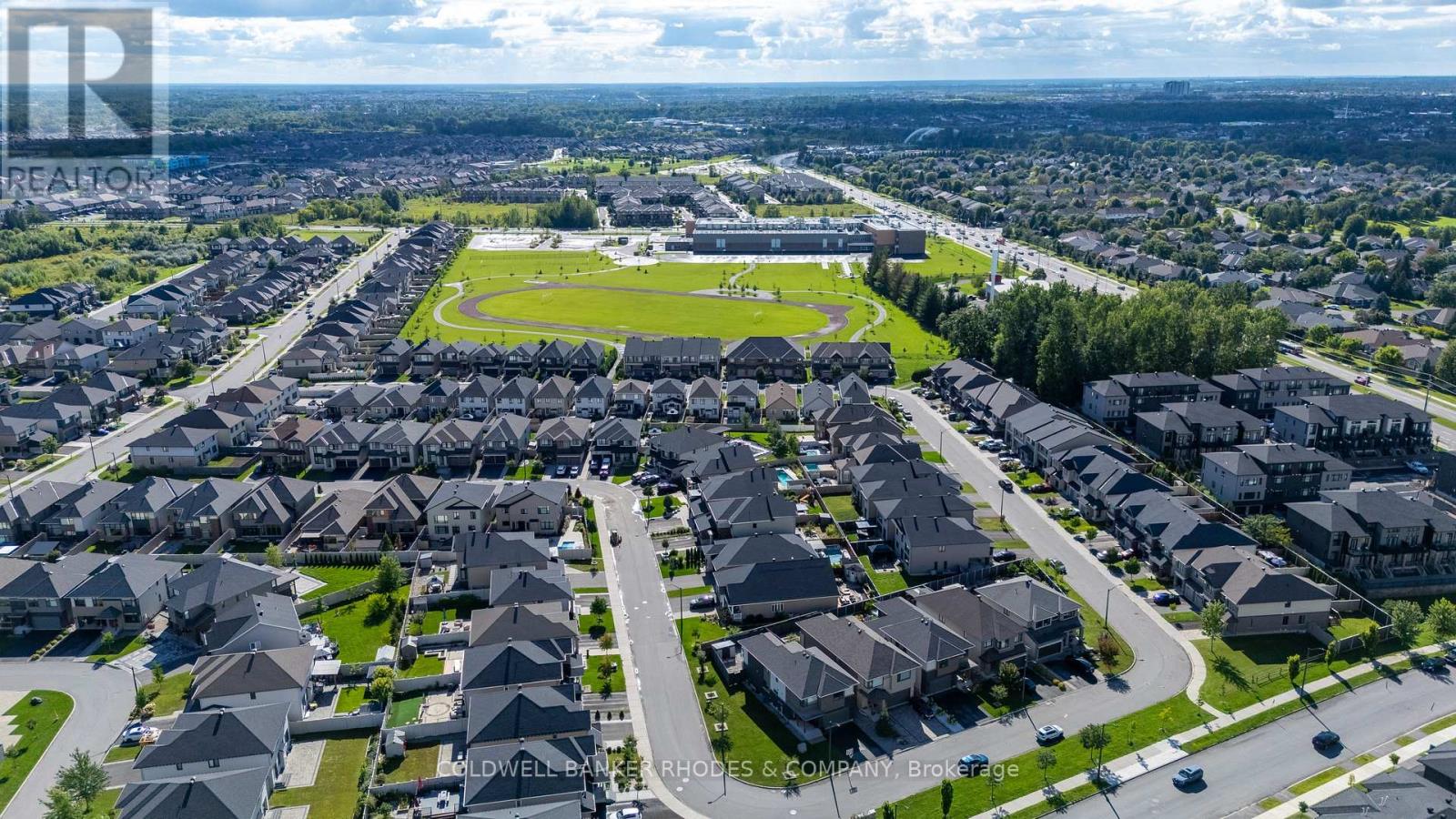 806 CARNELIAN CRESCENT - 41