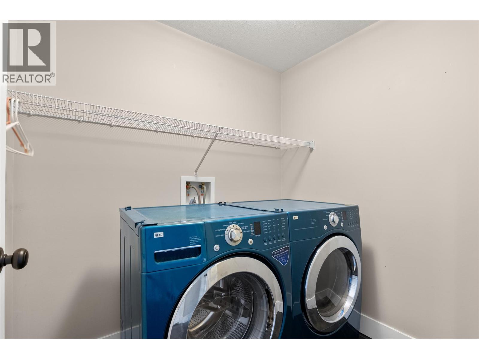 #27 460 AZURE Place - Image 26