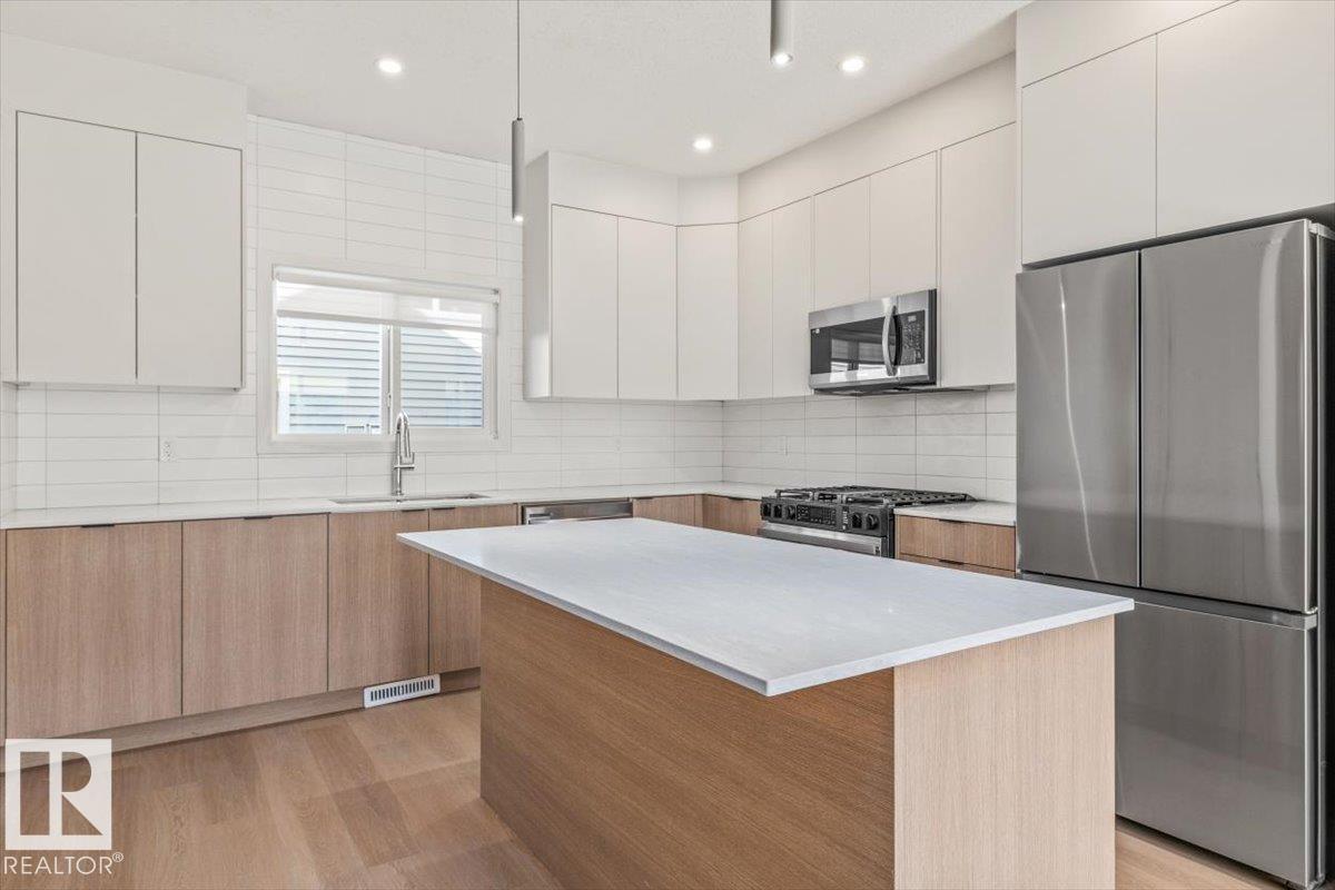 15020 90 Av NW photo 5 — MLS® E4506359