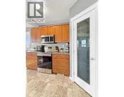 Kitchen - 27 Keystone Place, Whitecourt, AB T7S0B2 Photo 7