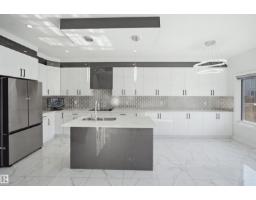 2027 13 Av Nw, Edmonton, AB T6T2R8 Photo 13