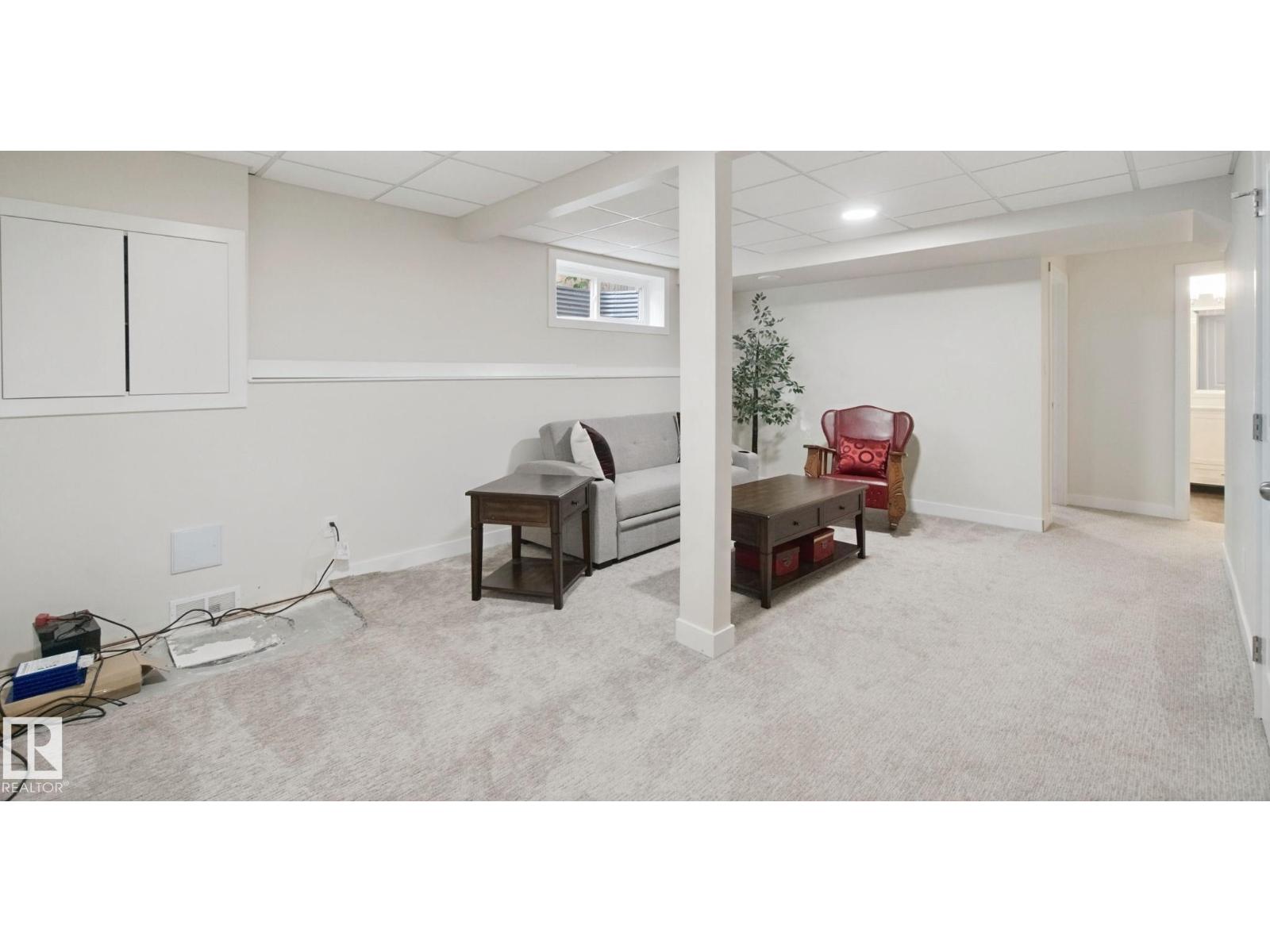 15618 141 ST NW - 37
