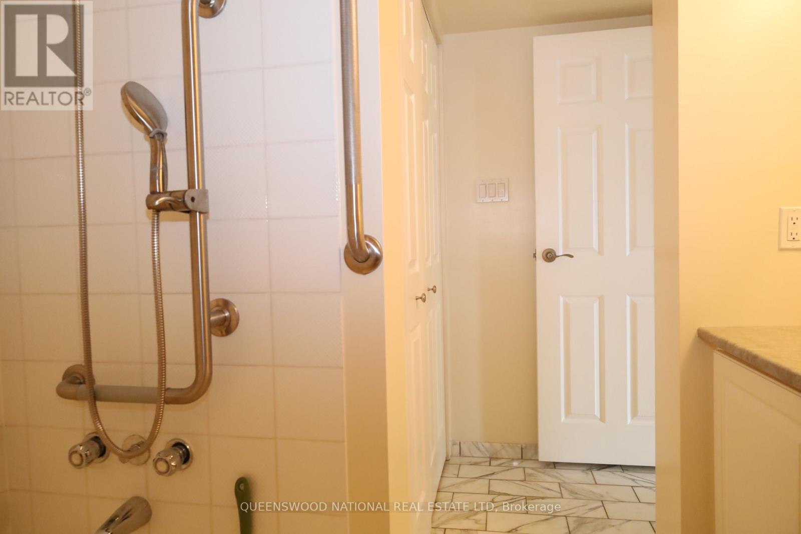 #901 1025 GRENON AVENUE - 12