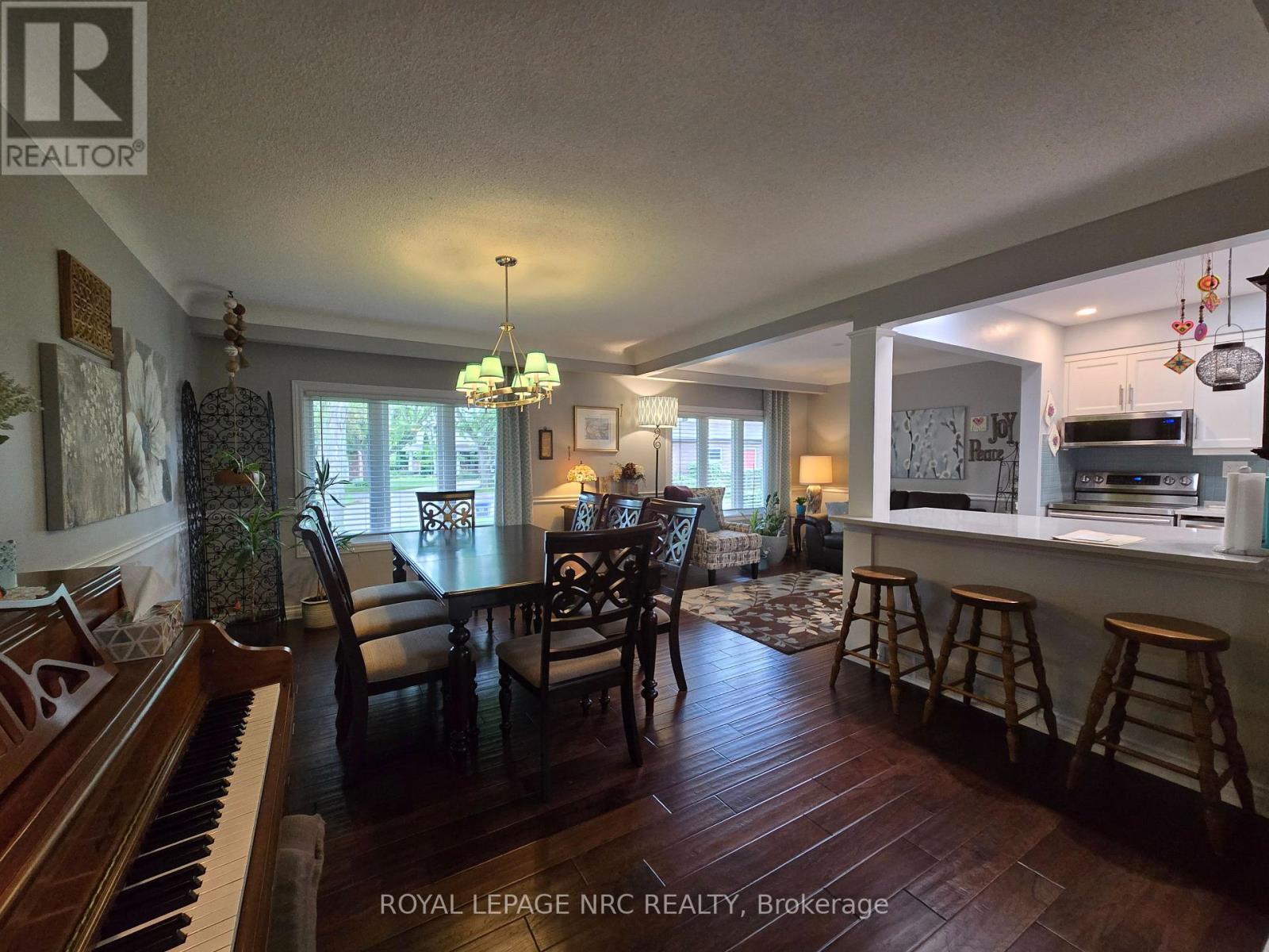 18 DEANNA CRESCENT - 5