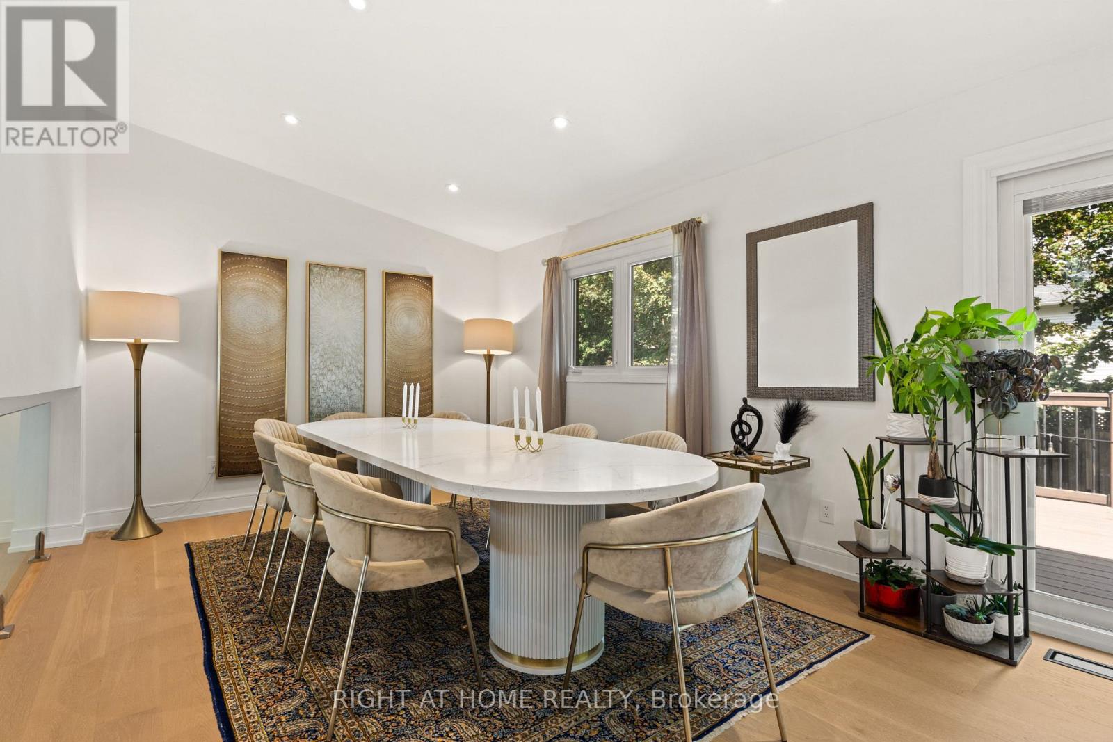 262 YORKSHIRE DRIVE - Image 15