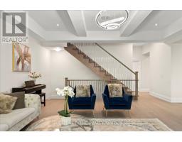 121 Milky Way Drive, Richmond Hill, ON L4C4L9 Photo 15