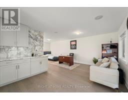 121 Milky Way Drive, Richmond Hill, ON L4C4L9 Photo 35