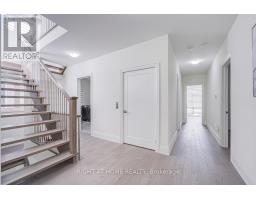 121 Milky Way Drive, Richmond Hill, ON L4C4L9 Photo 20