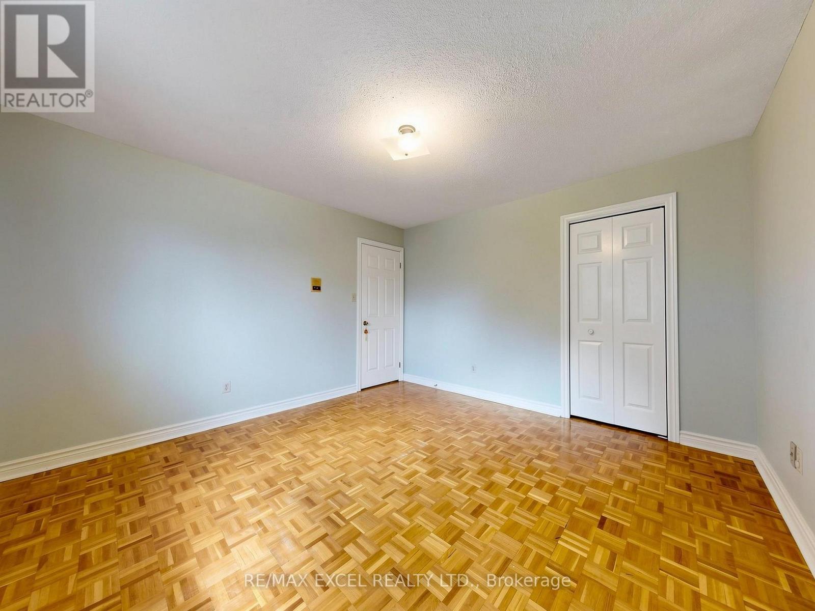 3 LOVEKIN GROVE - Image 29