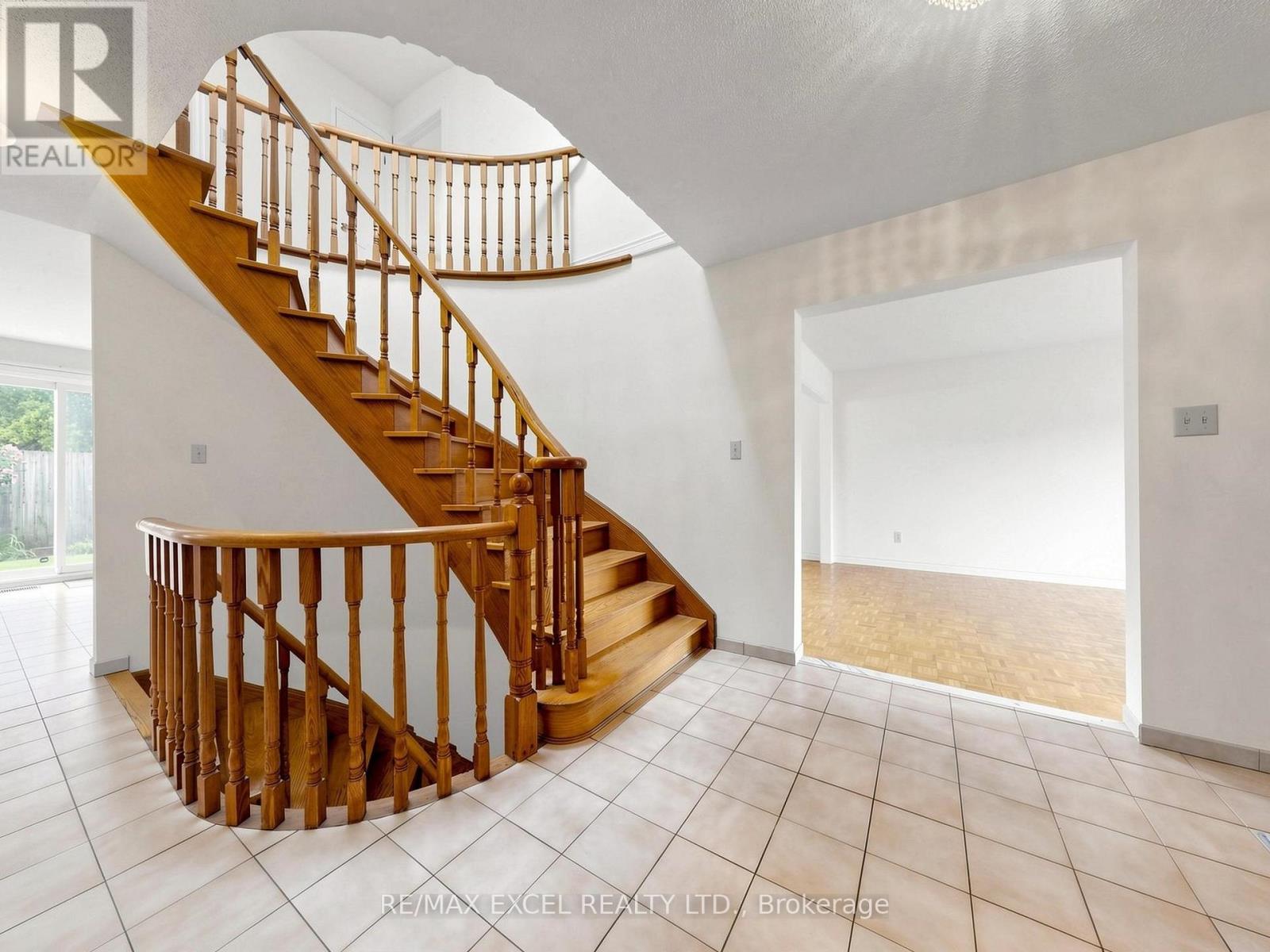 3 LOVEKIN GROVE - 5